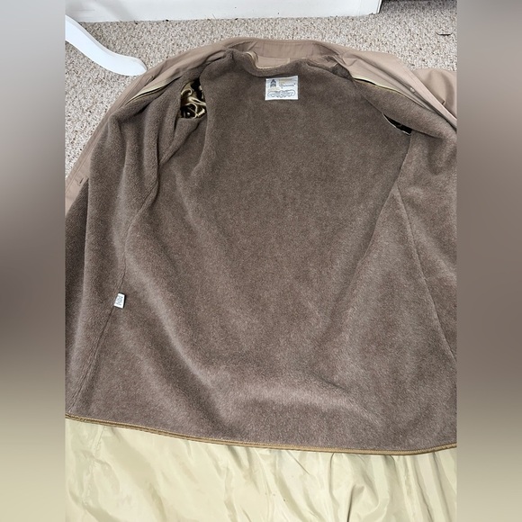 London Fog Classic Tan Women's Trench Coat size 10 R - Picture 3 of 8